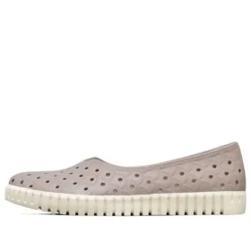 Cali Shoes ”Simplistic Comfort”