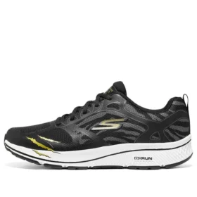 Go Run Consistent Cny Edition ”Black Gold Bkgd”