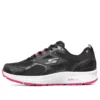 Go Run Consistent ”Svart Vit Rosa”