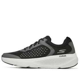 Go Run Elevate ”Black Gray”
