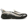 Go Walk 6 x DVF ”Svart Vit”