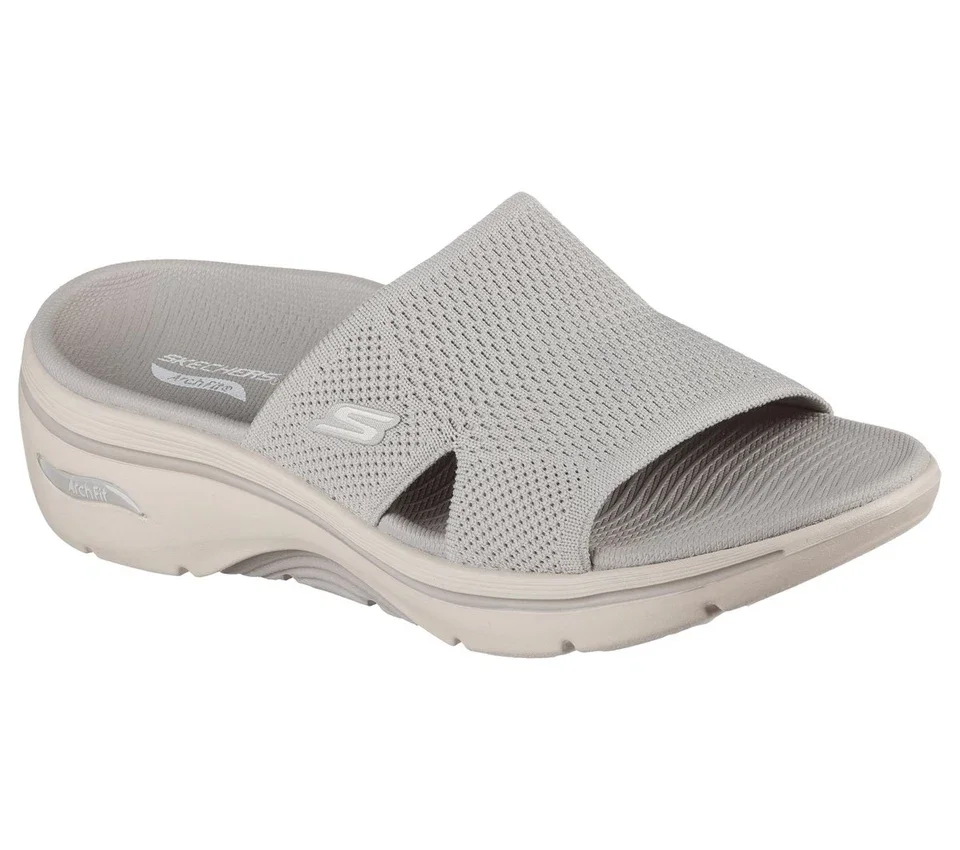 Go Walk Arch Fit 2.0-sandal – Dakota Go Walk Arch Fit 2.0-sandal – Dakota