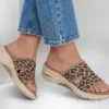Go Walk Arch Fit 2.0-sandal – Remi Go Walk Arch Fit 2.0-sandal – Remi