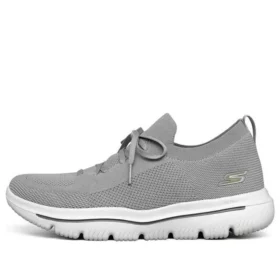 Go Walk Evolution Ultra Low-Top ”Ljusgrå”