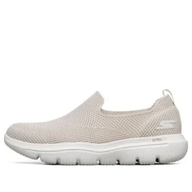 Go Walk Evolution Ultra Low-Top Vit