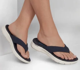 Go Walk Flex Sandal – Cozy Fit Addison