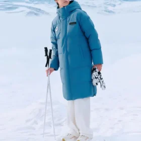 Lång dunjacka med tryckt logotyp ”Teal”