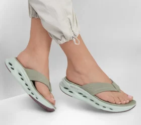 Max Cushioning Glide-Step-sandal – Audra