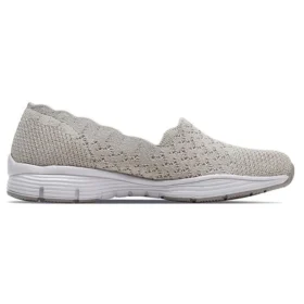 Moderna bekväma slip-on-skor Elfenben