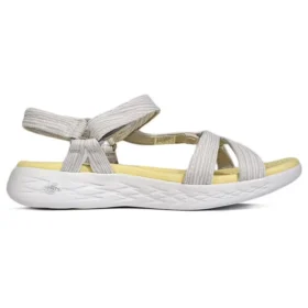 Mysiga, lätta fritidssandaler i beige