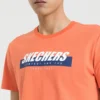 Skechers tryckt kortärmad t-shirt för män, röd