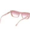 Solglasögon med upphöjd Cateye-modell och marmorerad gradient